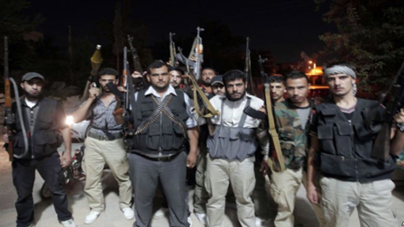 Syrian Rebels Turn Captured Tank on Assad's Forces