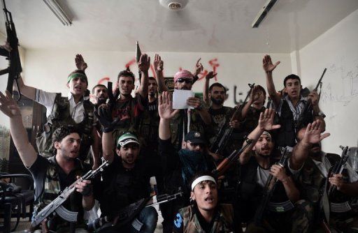 Attaques rebelles contre des positions de l'armée syrienne (ONG)