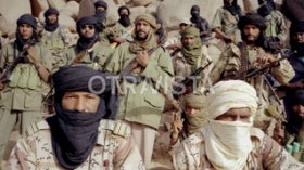 Mali: des centaines de rebelles touareg déposent les armes