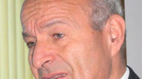 ربراب يطمئن المستهلكين والتجار بوفرة الزيت والسكر في رمضان