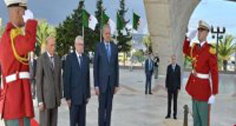 Recueillement à la mémoire des martyrs de la guerre de Libération nationale