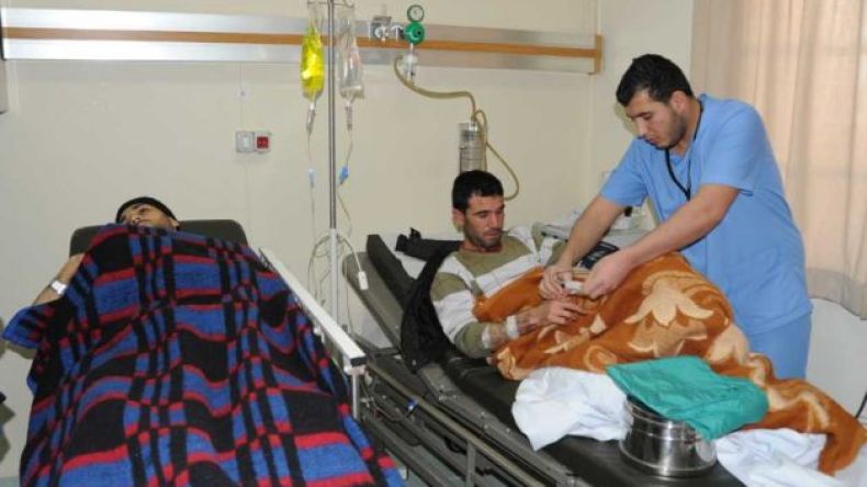 Red Cross evacuates Bab Amr wounded