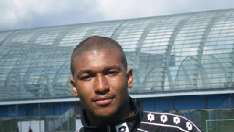 رضا جونسون يقرر اللعب لمنتخب البينين