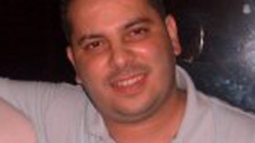 ‮”‬هذه‭ ‬قصتي‭ ‬مع‭ ‬رابح‭ ‬درياسة‭..‬ولا‭ ‬أعرف‭ ‬لماذا‭ ‬لا‭ ‬أغني‭ ‬في‭ ‬تيمقاد‮” ‬‭!‬