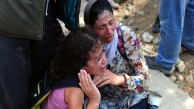 لاجئات في رحلة البحث عن النجاة