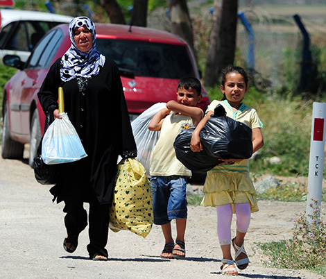 Les services de renseignement marocains exploitent l’affaire des réfugiés syriens pour frapper l’Algérie