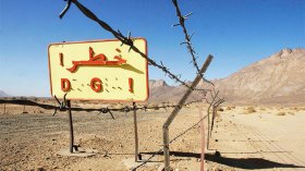 فرنسا دفنت نفايات 17 تجربة نووية في الصحراء الجزائرية