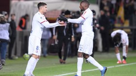 تمديد رخصة استبدال خمسة لاعبين