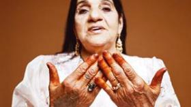 الشيخة الريميتي: “خالد والزهوانية سرقا أغنياتي.. والراي أصله عروبي”!