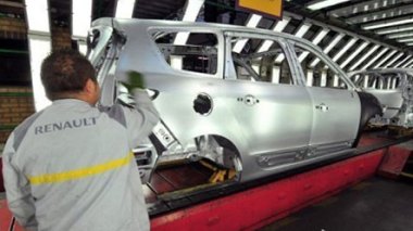 Renault fabriquera 150 000 véhicules par an à Jijel