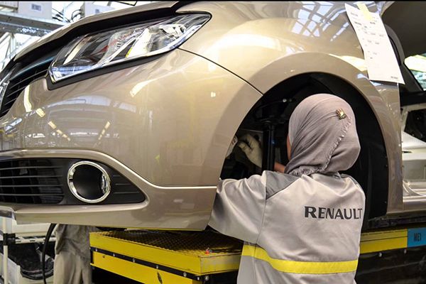 Algeria to set up four new car manufacturing plants