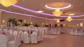 أسعار خيالية لقاعات الأفراح ليلة “الريفيون”