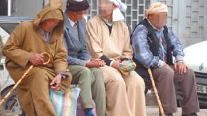 بوتفليقة‭ ‬يفصل‭ ‬في‭ ‬رفع‭ ‬معاشات‭ ‬المتقاعدين‭ ‬قبل‭ ‬نهاية‭ ‬ديسمبر‭ ‬