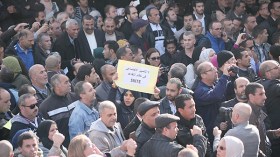 اعتصام وطني بتيزي وزو وإخطار المجلس الدستوري بقانون التقاعد