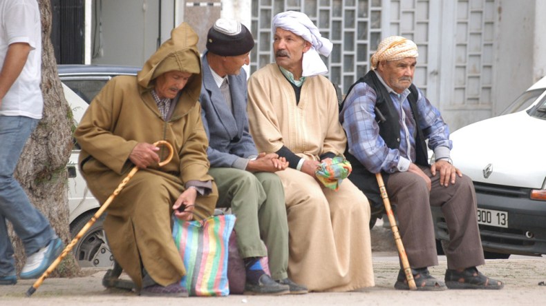 منحة بـ12 ألف دينار للمسنين في وضع صعب