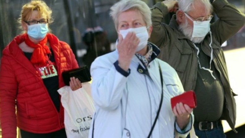 ألمانيا تفرض رسميا ارتداء الكمامات