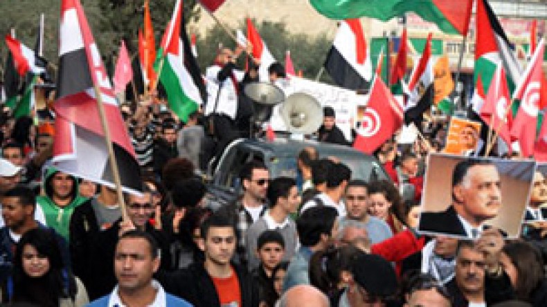 هنا‭ ‬الثورات‭ ‬العربية،‭ ‬ومعكم‭…‬‮ ‬شاهد‭ ‬عيان‭!‬