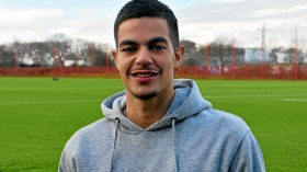 طابور من اللاعبين مُزدوجي الجنسية لِطلب تأشيرة “الخضر”