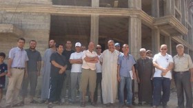 مستفيدون من مشروع 264 مسكن تساهمي بالخرايسية يحتجون