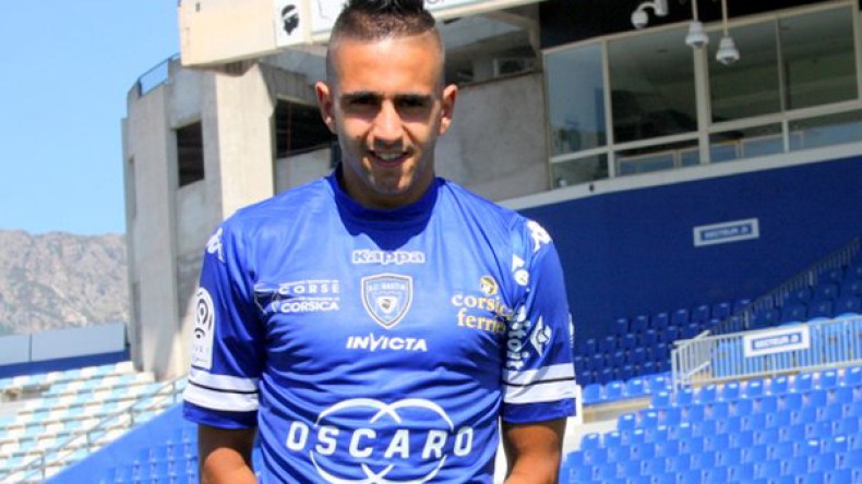 خاليلوزيتش يبقي أبواب “الخضر” مفتوحة أمام بلفوضيل وبودبوز