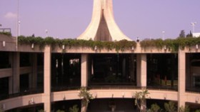 وزيرة الثقافة تقيل مدير ديوان رياض الفتح