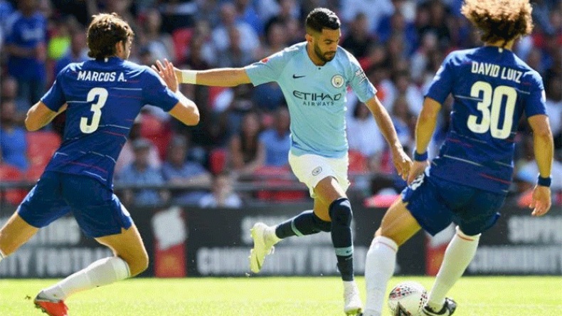 محرز يثمّن أول ألقابه مع “السيتي” وغوارديولا يثني عليه