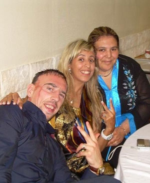 Frank Riberyâ€™s mother in law to Echorouk: â€œFrank Ribery was trapped by his friends after converting to Islamâ€