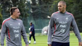 لوران بلان يراهن على المغاربة لإسعاد الفرنسيين