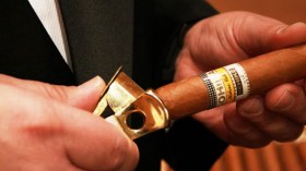 لا يوجد “ملياردير” واحد في الجزائر