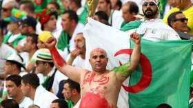رضا الفيل: ضربوني وشتموني في المغرب بسبب علم الجزائر..!