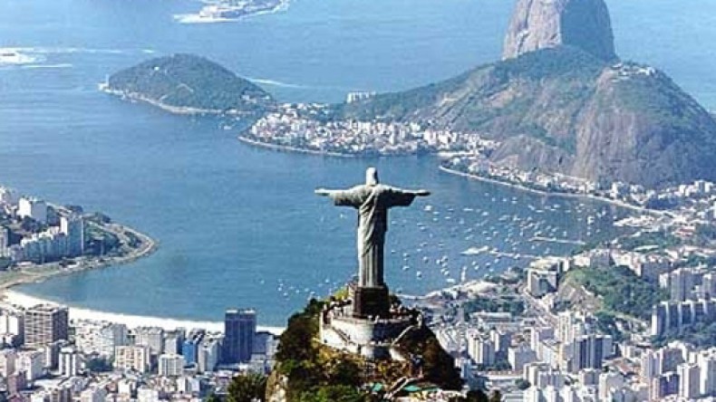 بلد الكرنفال والأمازون.. أيضا