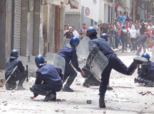 Laghouat riots over social housing: Protestors demand dismissal of local officials including Governor