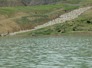 Algeria:  92 pounds toxic waste seized and 29 pounds copper smuggled to Morocco