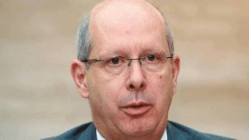 نواب يطالبون بتقرير سنوي من وزارة المالية وإدخال التمويل الإسلامي