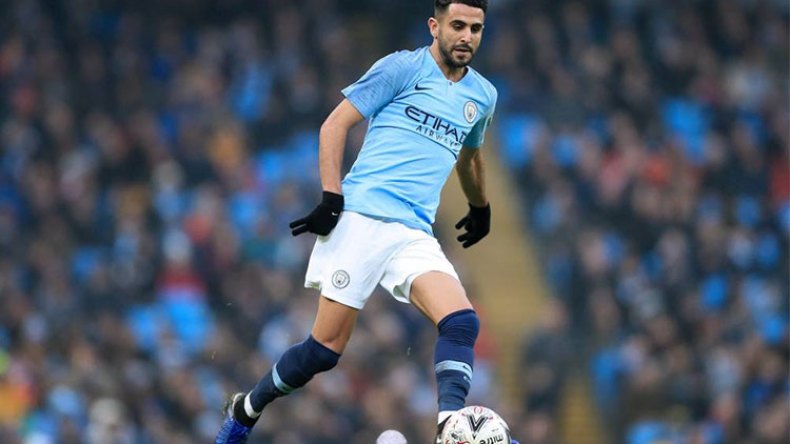 الصحافة البريطانية تنتقد محرز والأنصار يدافعون عنه