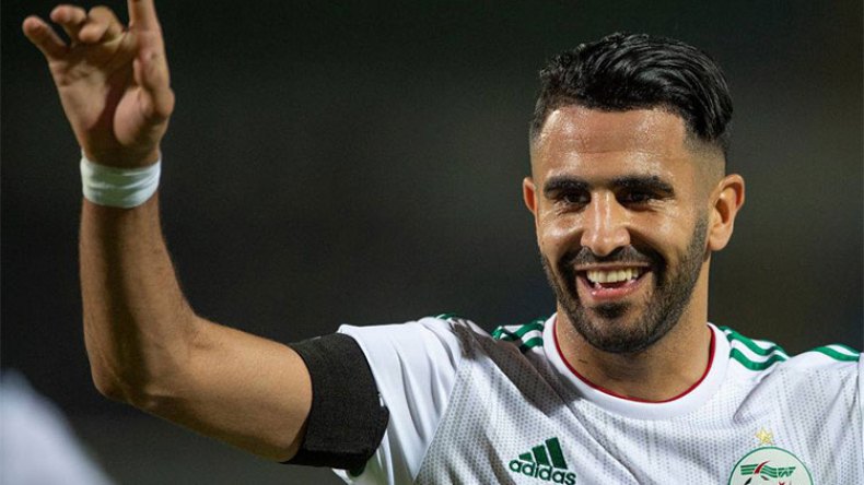 بن عطية ينهي الجدل ويدافع عن رياض محرز