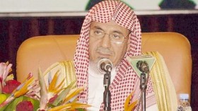 إمام الحرم: ويل للمغرّدين والفيسبوكيين دعاة الفتنة