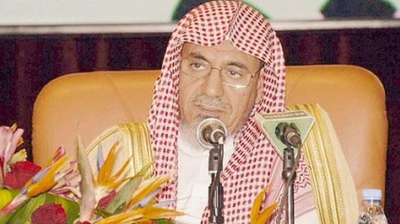 إمام الحرم: ويل للمغرّدين والفيسبوكيين دعاة الفتنة