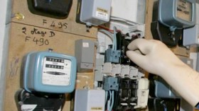 “إبر” و”مغناطيس” و”كليشي” لتعطيل العدادات الكهربائية