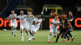 محرز يشعل “الفيسبوك” ويتصدّر اللائحة إفريقيا