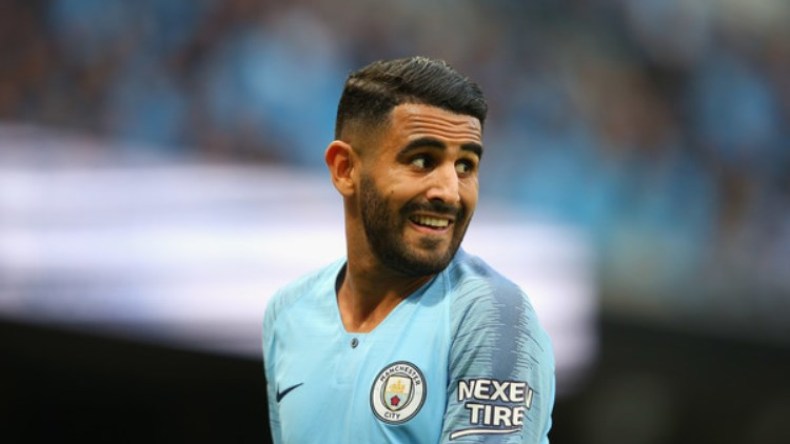 محرز.. من صناعة الفرجة إلى التصفيق والتهنئة!