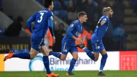 محرز يُنقذ “الثعالب” من مصيدة بورنموث