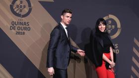 رونالدو سيتزوّج بِعارضة أزياء بعد إنجابهما طفلة !؟