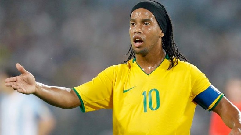 رونالدينيو سيتزوّج بِإمرأتَين دفعة واحدة!؟