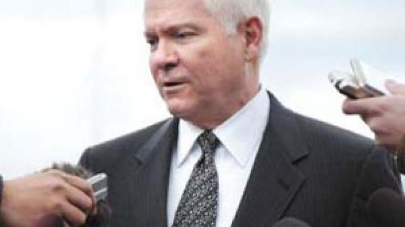 وزير الدفاع الأمريكي يصل إلى العراق في زيارة مفاجئة