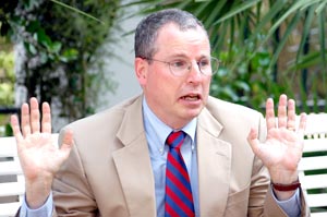 Polémique des rencontres avec les partis politiques : Réaction de l’Ambassadeur américain