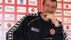 تيري فروجير مدربا جديدا للكناري