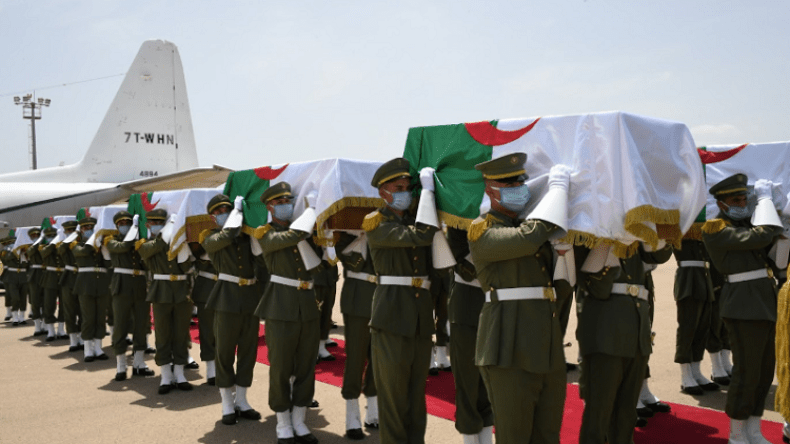 رفات قادة المقاومة تلتحق بمربع الشهداء بمقبرة العالية