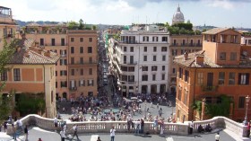 إيطاليا تحضر لإطلاق أول صحيفة يومية باللغة العربية