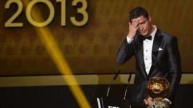 الفيفا: فوز رونالدو بالكرة الذهبية لم يتغير بتمديد التصويت